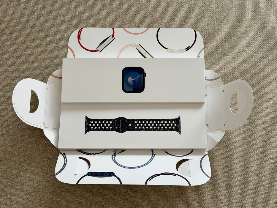 Apple Watch Serie 9 Nike Edition (45mm - Midnight Blue)