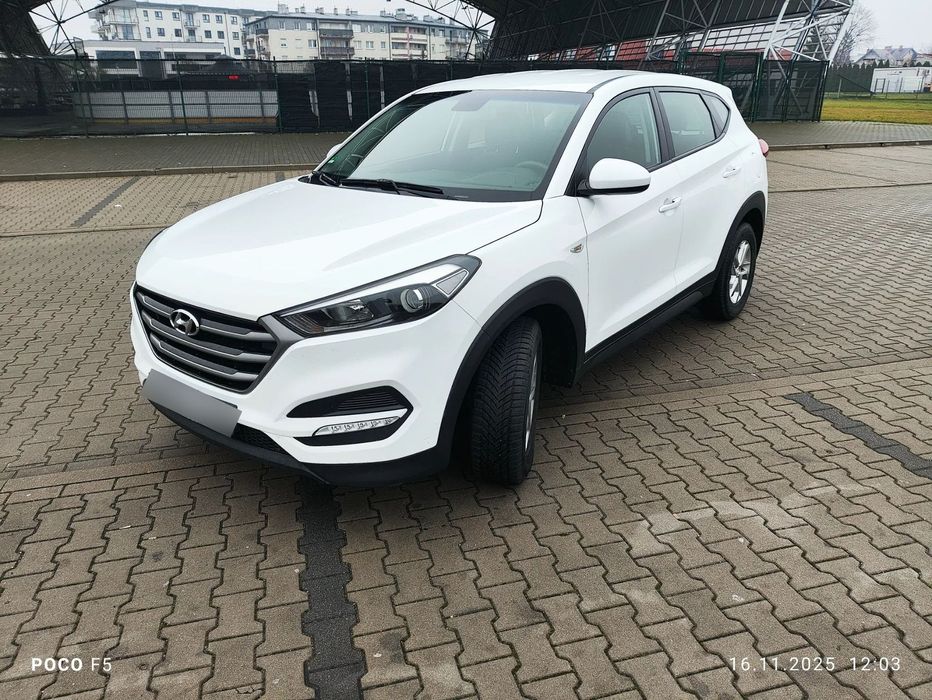Hyundai Tucson Zadbany Hyundai Tucson z 2015 roku z oszczędnym i dynamicznym