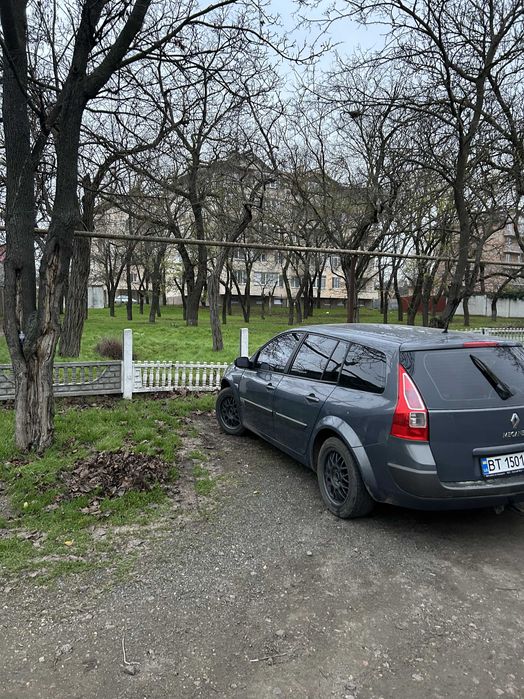 Продається  затишна та світла квартира.