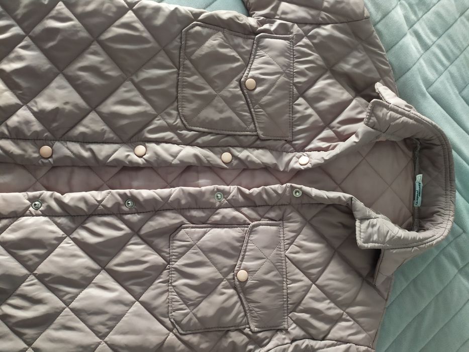 Бежева куртка тонка