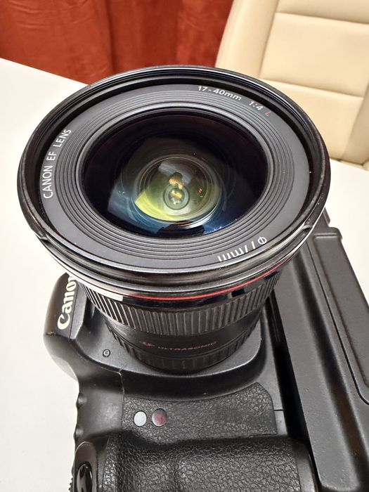 Canon EF 17-40mm f/4 L USM