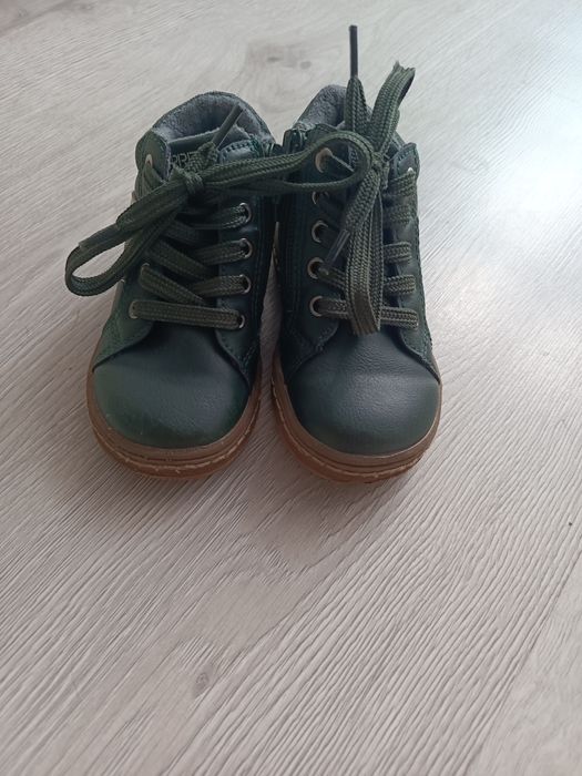 Ocieplane  buciki dziecięce rozmiar 21 esprit