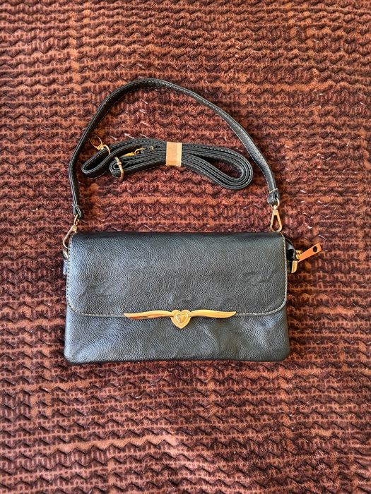 Жіноча сумка-клатч