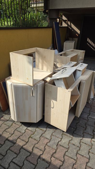 Meble kuchenne szafki szuflady blaty