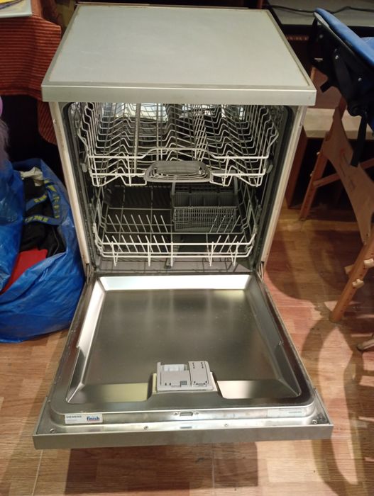 Máquina lavar loiça64285416776065124