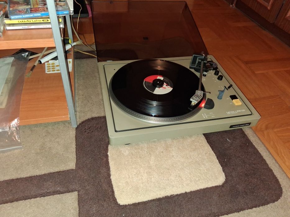 Gramofon Lenco L830 DD Direct Drive