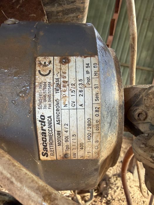 Serra de Corte Metal 1,5 CV c/ Bancada em Ferro – Sacchi