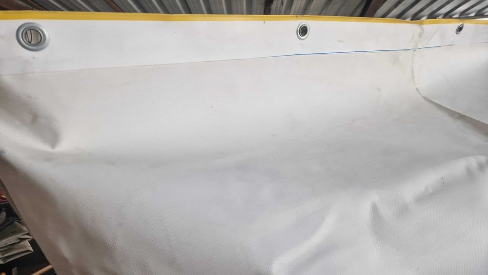 Lonas ou oleados impermeaveis