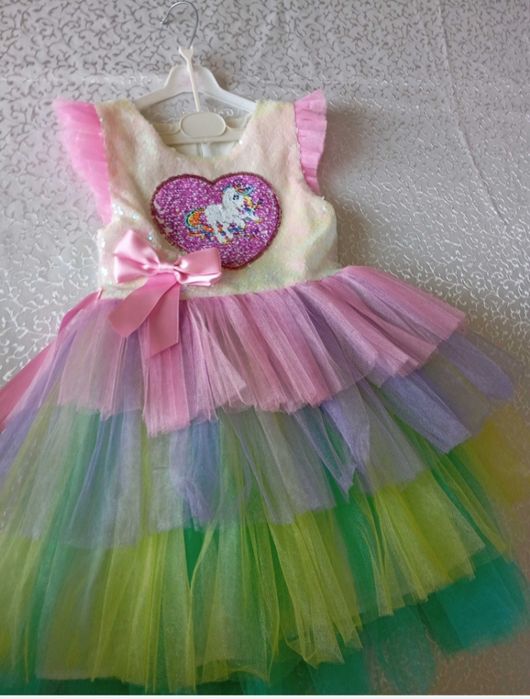 Нарядне,красиве платтячко Єдинорожка+болєро в подарок на 5-6р.