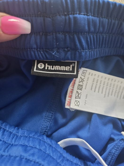 Sportowe spodenki hummel