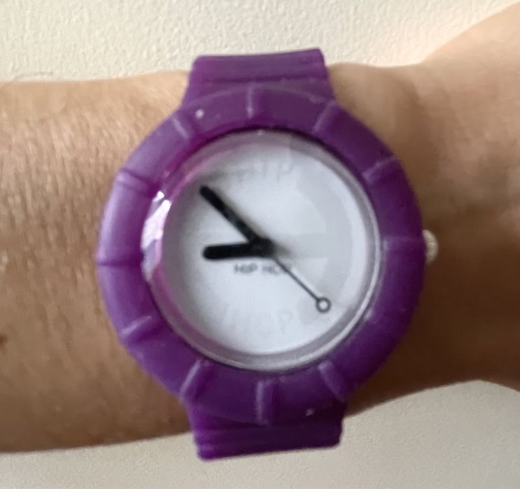Relógio Hip Hop senhora ou criança duas braceletes