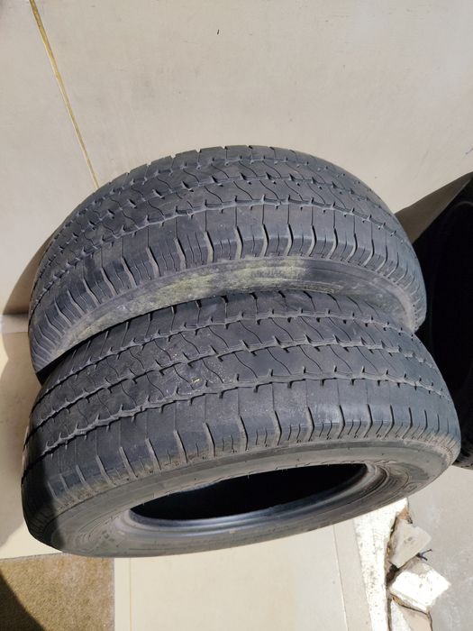 Pneus 215/70 R15