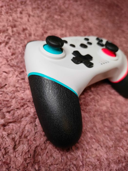 Kontroler bezprzewodowy do konsoli Nintendo Switch model SW001