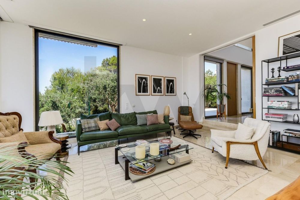 Vista Mar, linhas contemporâneas, Localização