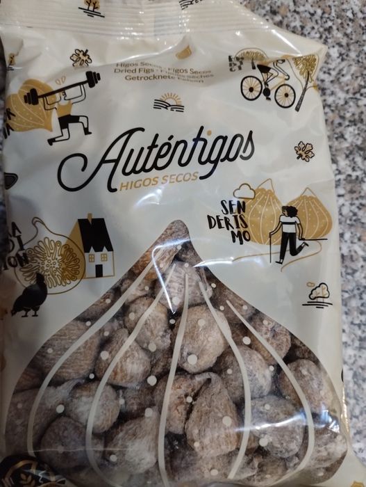 Инжир вяленый в рисовой муке и без