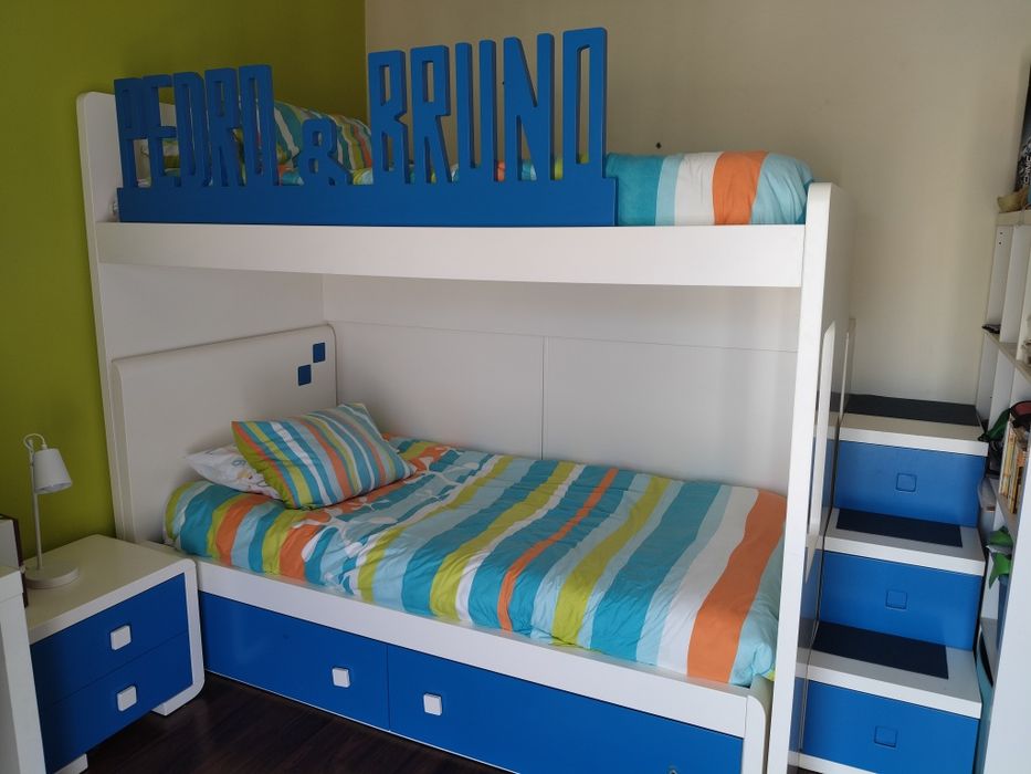 Beliche com corredor