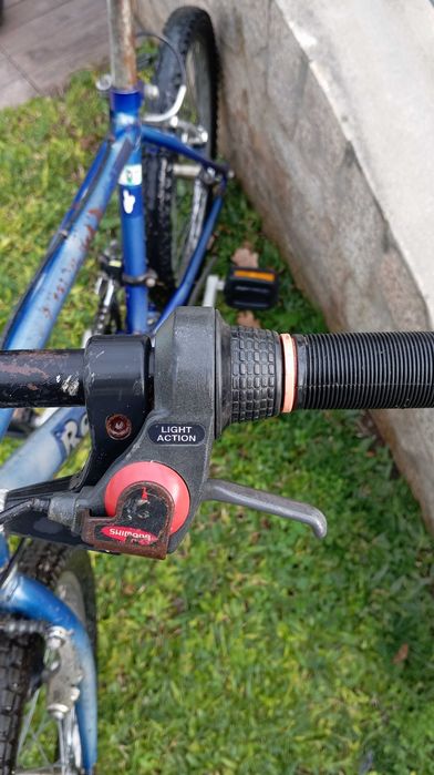 Bicicleta BTT Infantil ROCCO em bom estado