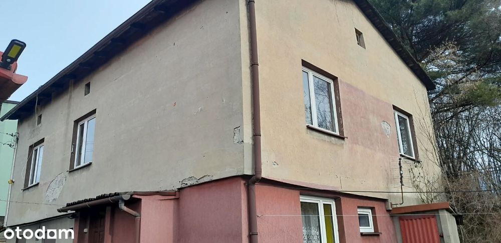 4 pokoje 80m2 plus strych 80m2 plus GARAŻ plus 2 pom. gosp. - 90% DOMU