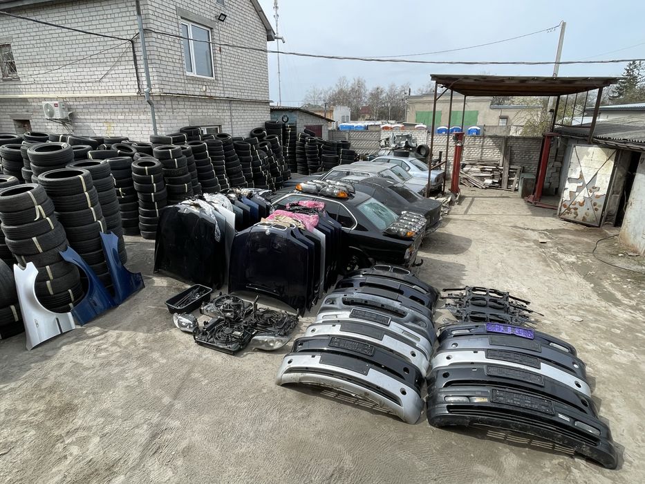 Капоти Bmw E38 E39 E46 E53 E60 Бампери