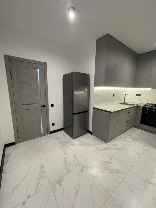 Оренда власник ЖК Гранд Віледж Вікторія Гарденс King Cross Сокільники