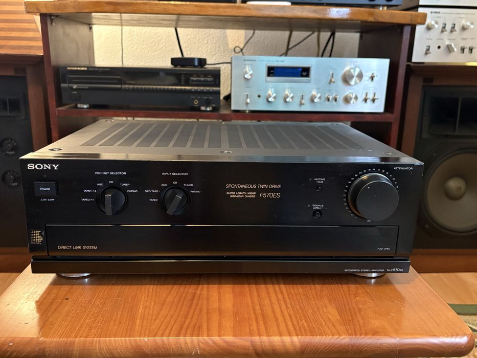Amplificador Sony TA-F570ES