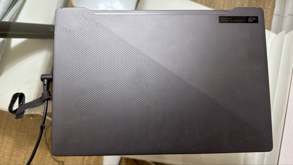 pc gamming ASUS ROG ZEPHYRUS G14