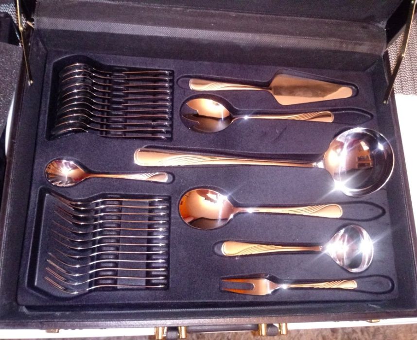 Zestaw Sztućców Gerpol 77 EL. Połysk Walizka