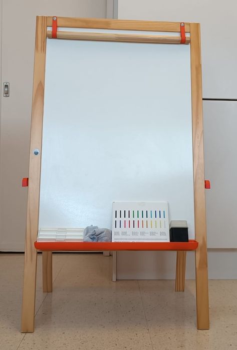 Cavalete / quadro de giz IKEA