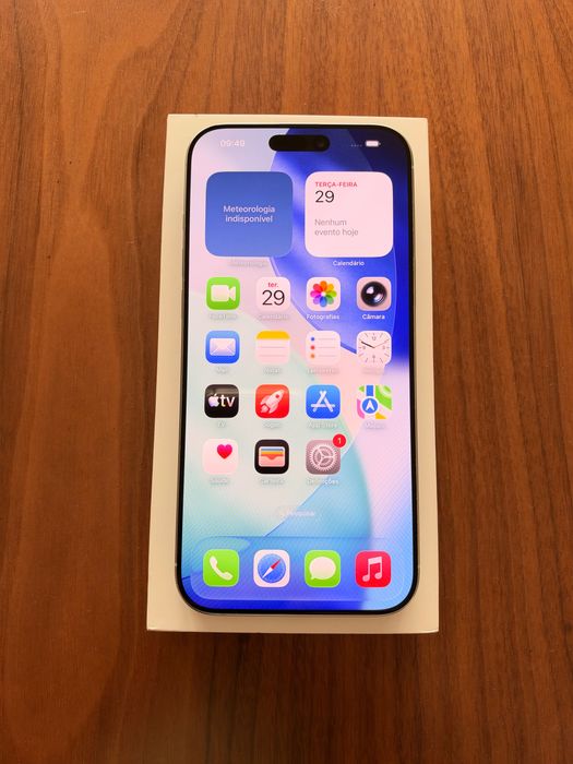 iPhone 16 Pro Max 256 GB Titânio Branco - COMO NOVO (Oferta 3 capas)