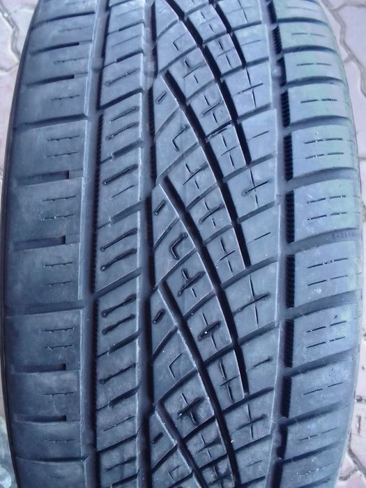 1 Opona wielosezonowa 225/40r19 CONTINENTAL 2023r