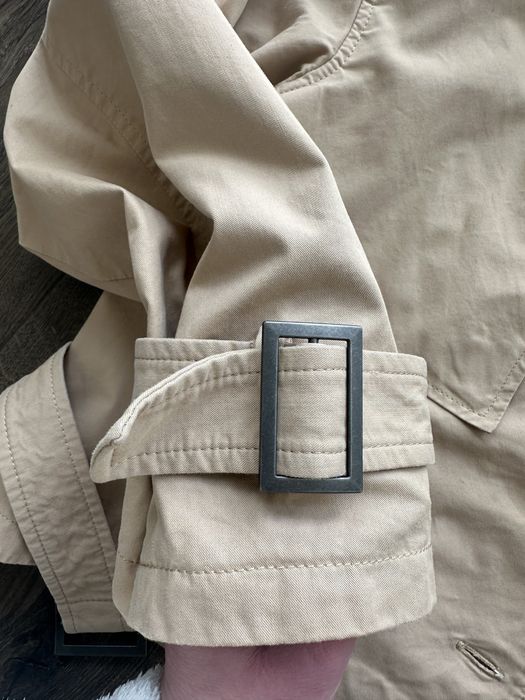 Бежевий вкорочений тренч Staff