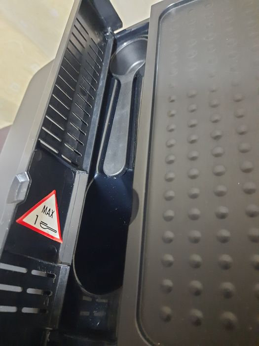 Кофемашина DeLonghi Magnifica ESAM 4000 — Після повного ТО.