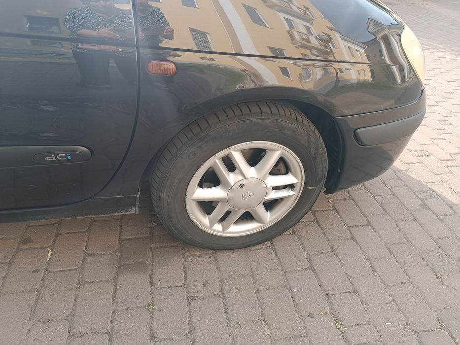 Renault Scenik |