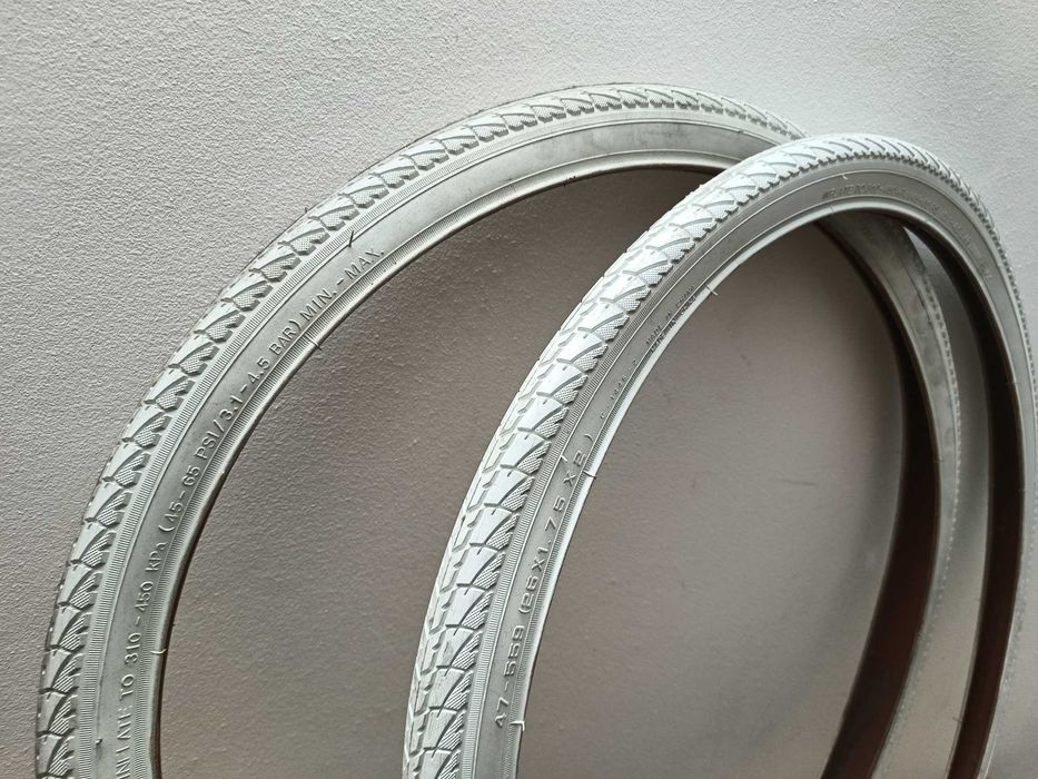Opony Opona Biała CST  26 x 1,75 Nowe