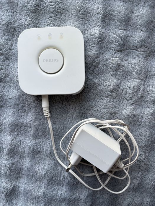 Zestaw Philips Hue most, 2 lampy, 3zarowki pilot i czujnik ruchu