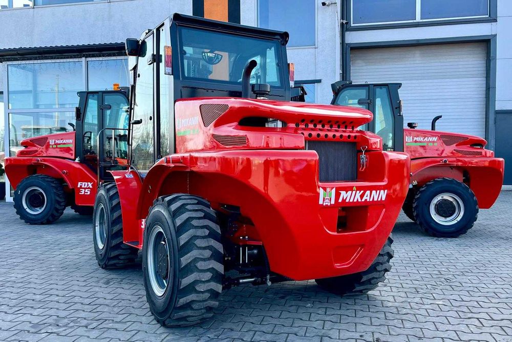 Wózek Widłowy Spalinowy, 3.5T, Terenowy 4x4, Diesel,4.5M, Japan Trak