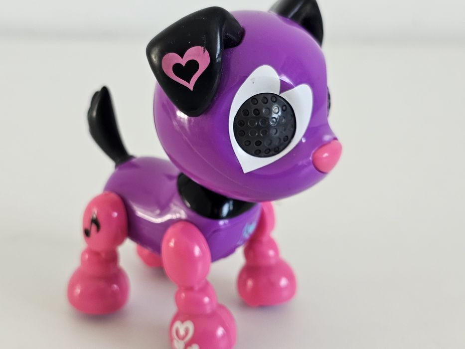 Zoomer Zupps Tiny Pups Pies robot