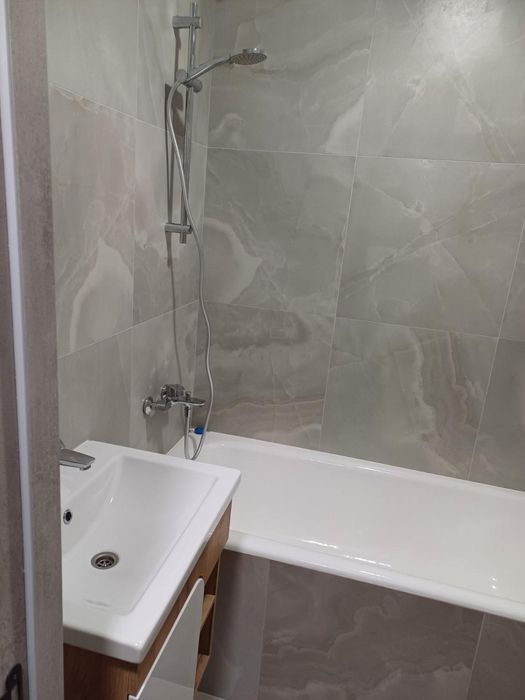 Продається 2-кімнатна квартира в Хмельницькому