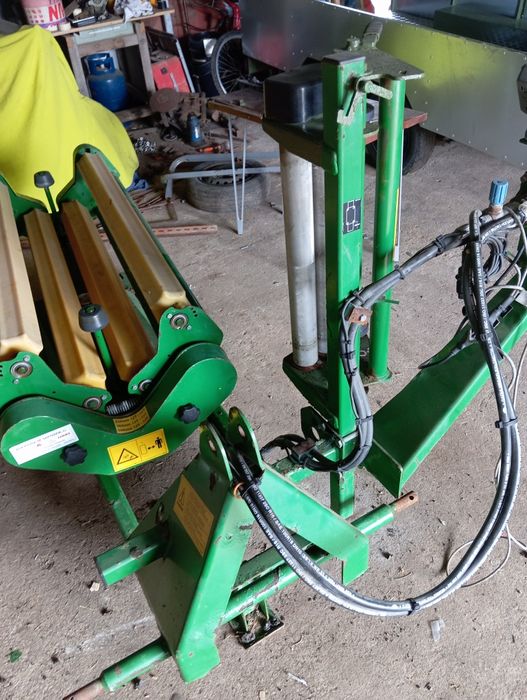 Plastificadora de fardos pequenos para feno-cilagem