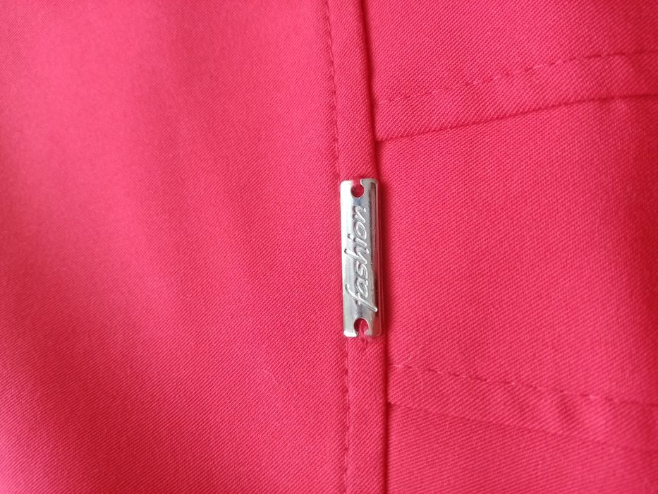 Elegancka Czerwona spódnica 42