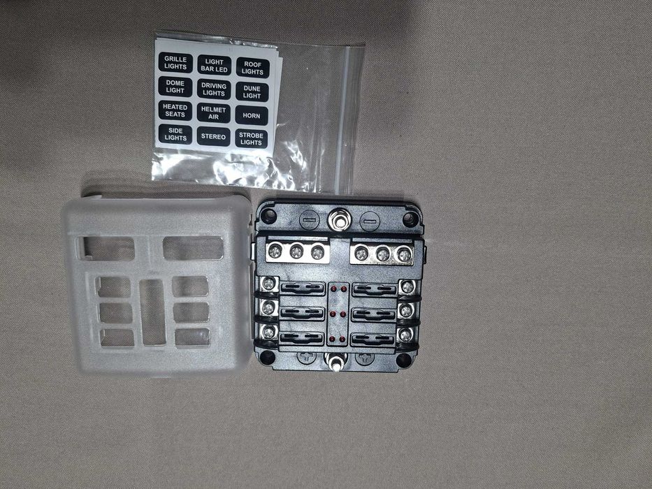 Blok połączeniowy 12V do dowolnych celów