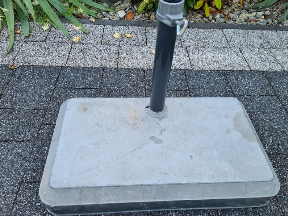 Podstawa parasola ( beton+ laminat) Super jakość ( ciężki)