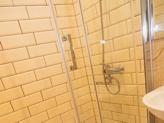 Готель Унєніж Ніжин