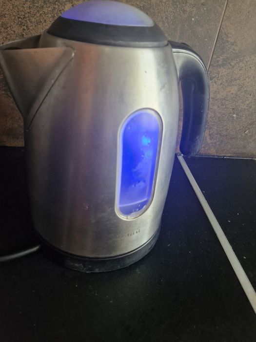 Електрочайник Philips