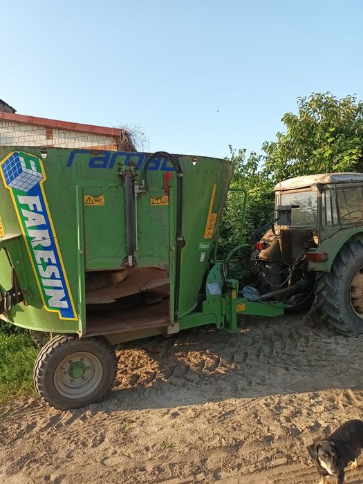 Wóz paszowy Faresin