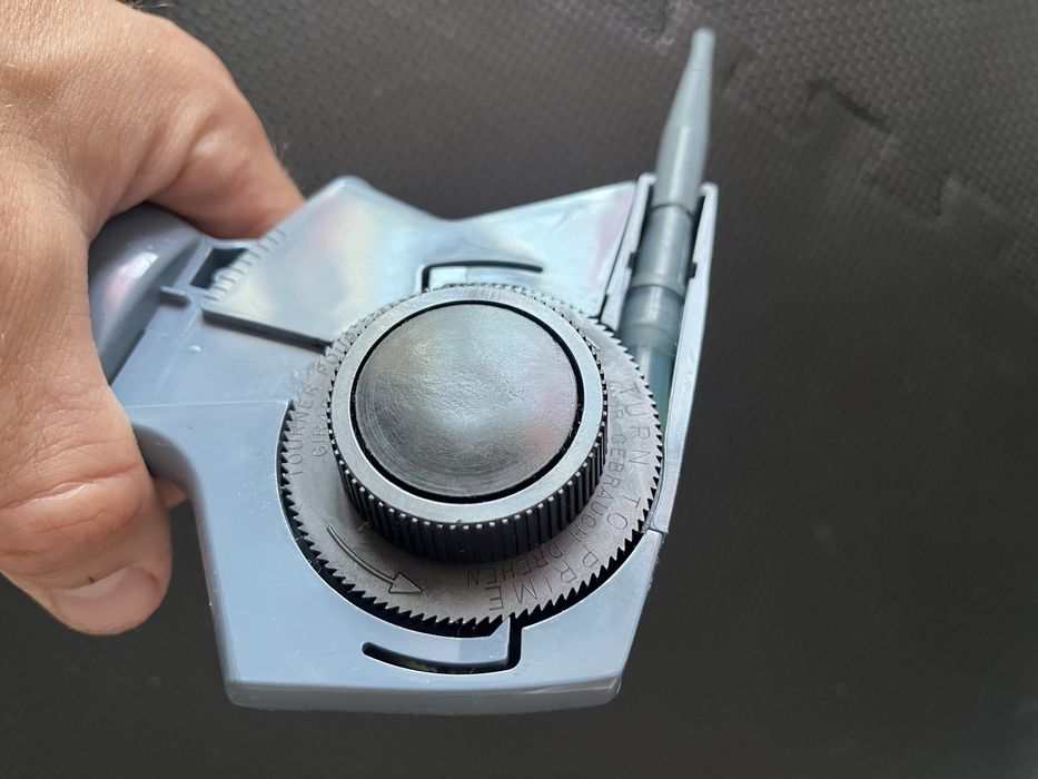 Dozownik pistolet do kleju Loctite stan idealny