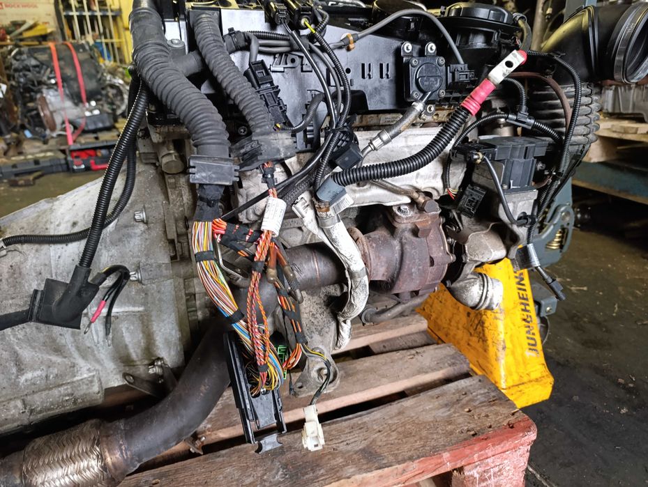 Silnik BMW E90 E91 2.0 N47 D20C kompletny z osprzętem