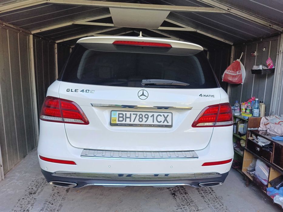 Mercedes-Benz GLE 400 Офiцiйний