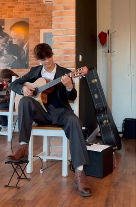 Lekcje gry na gitarze klasycznej