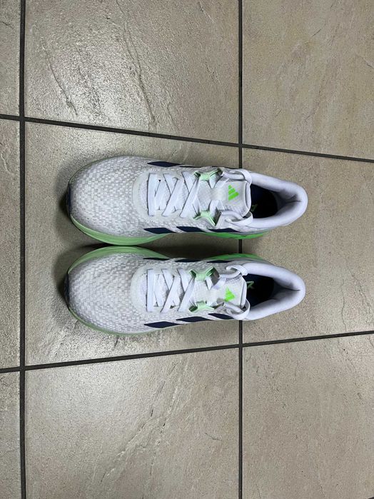 Кросівки Adidas Adistar 4  43 р оригінал